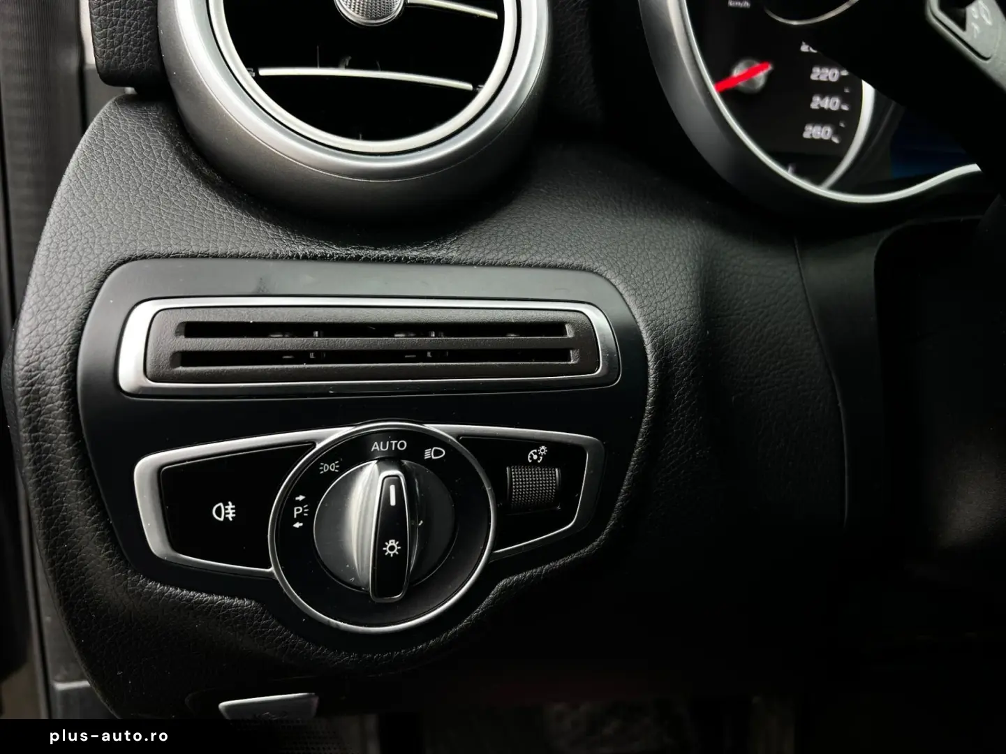 Mercedes-Benz C Gen-W205-2014-2021