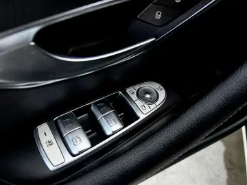 Mercedes-Benz E Gen-W213-2016