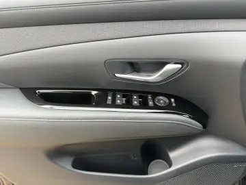 HYUNDAI TUCSON 1.6 T-GDI Mild-Hybrid Trend CarPlay