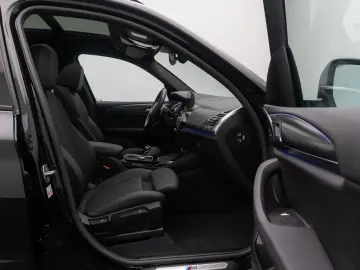 BMW X3 xD30i M Sport AHK Kamera DAB HUD Panorama 20