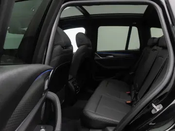 BMW X3 xD30i M Sport AHK Kamera DAB HUD Panorama 20