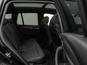 BMW X3 xD30i M Sport AHK Kamera DAB HUD Panorama 20