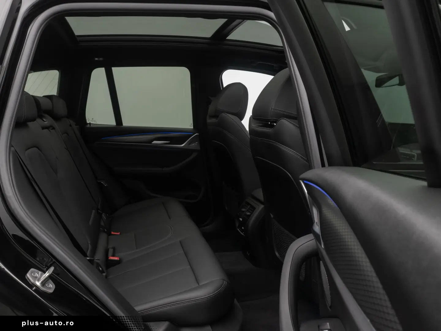 BMW X3 xD30i M Sport AHK Kamera DAB HUD Panorama 20