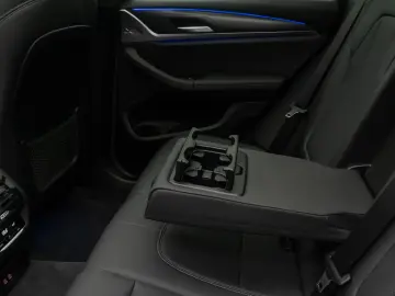 BMW X3 xD30i M Sport AHK Kamera DAB HUD Panorama 20