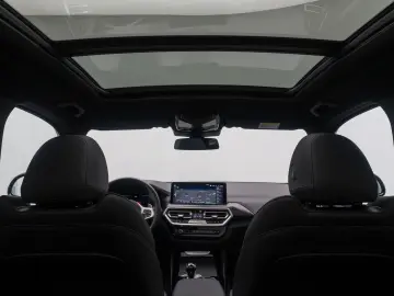 BMW X3 xD30i M Sport AHK Kamera DAB HUD Panorama 20