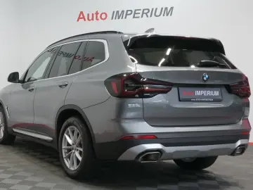 BMW X3 xDrive 20 i  PANO LEDER LASER