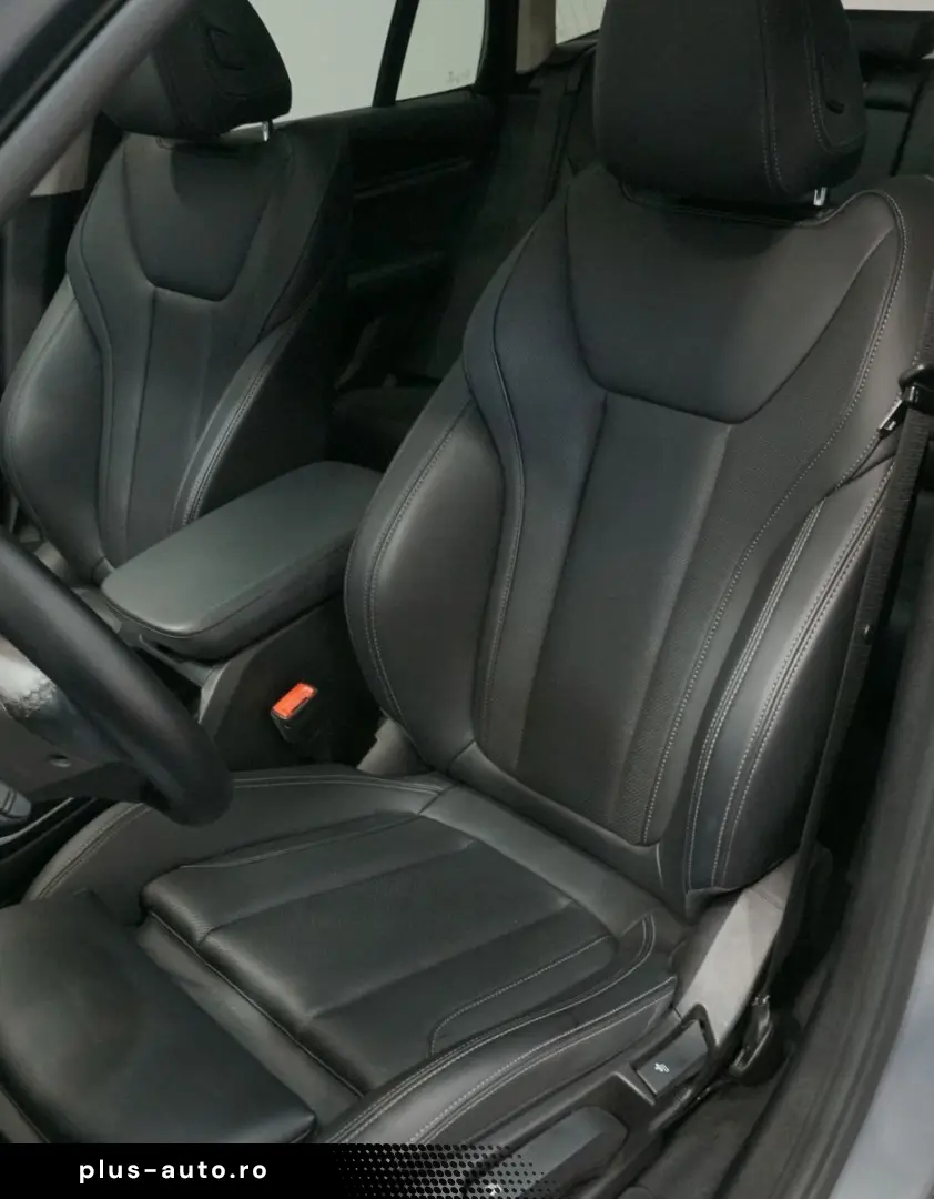 BMW X3 xDrive 20 i  PANO LEDER LASER