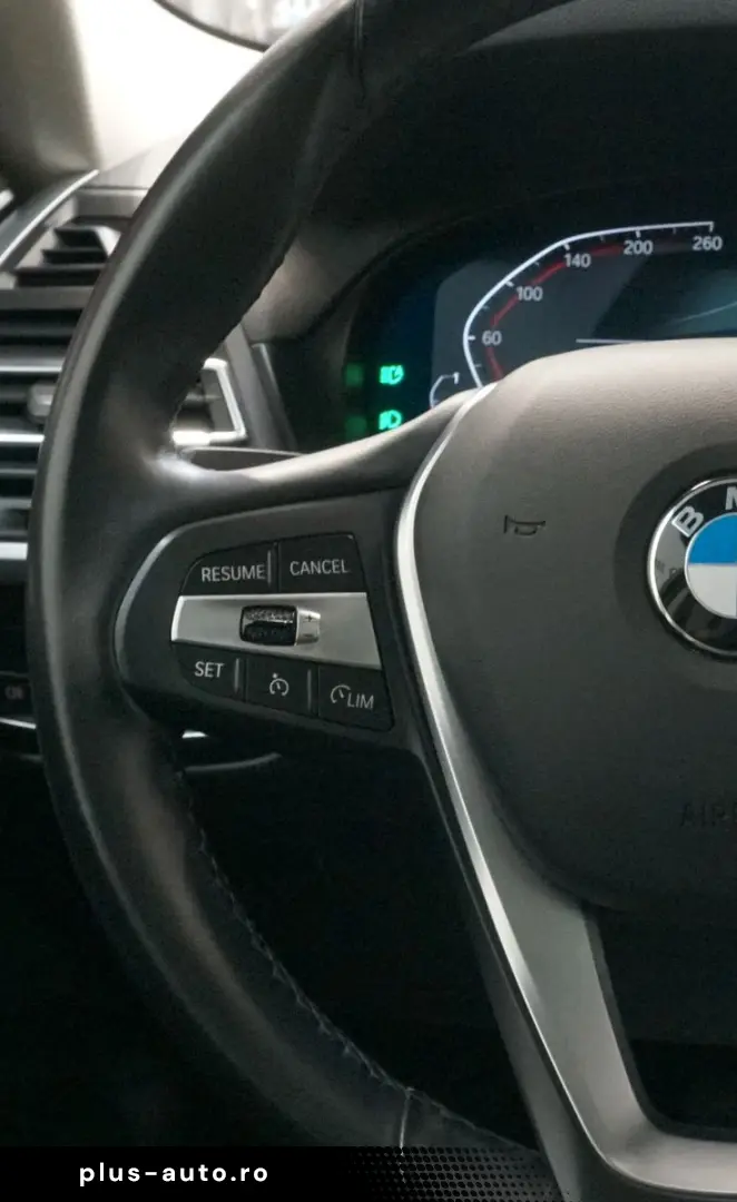 BMW X3 xDrive 20 i  PANO LEDER LASER