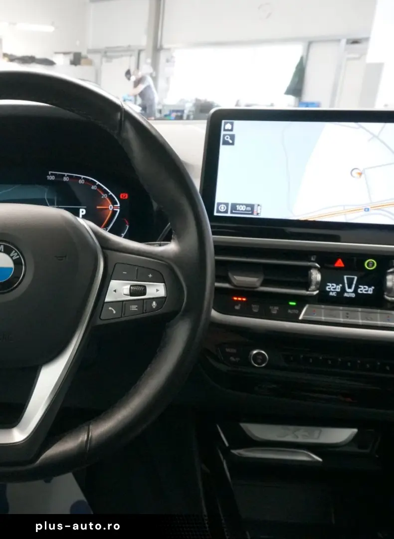 BMW X3 xDrive 20 i  PANO LEDER LASER