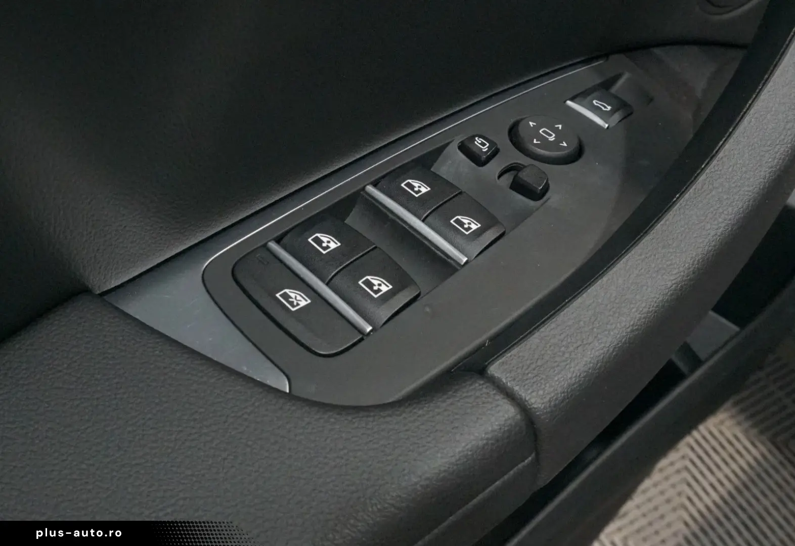 BMW X3 xDrive 20 i  PANO LEDER LASER