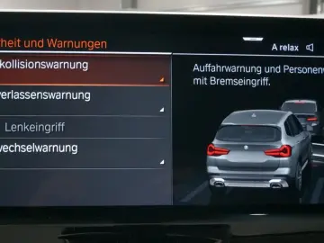 BMW X3 xDrive 20 i  PANO LEDER LASER