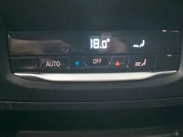 BMW X3 xDrive 20 i  PANO LEDER LASER