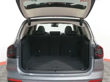 BMW X3 xDrive 20 i  PANO LEDER LASER