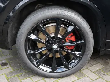 BMW X3 xDrive 30i M-Sport FACEL. PANO AHK HUD 360