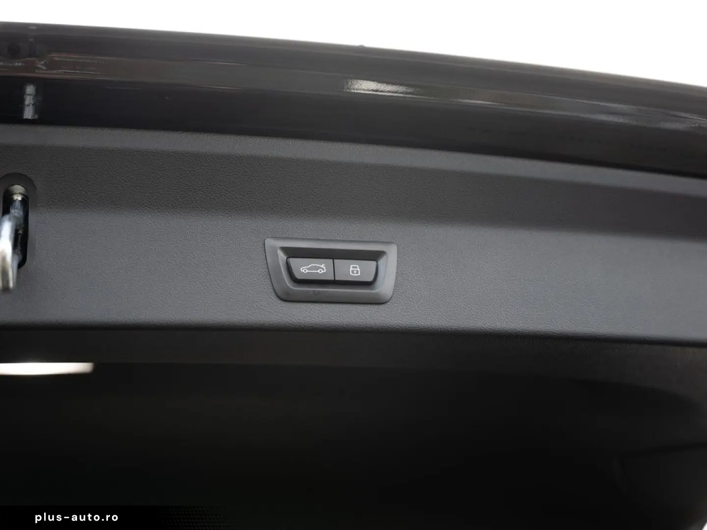 BMW X3 xDrive 30i M-Sport FACEL. PANO AHK HUD 360