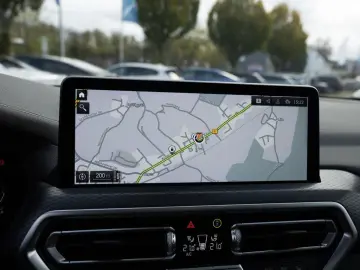 BMW X3 xDrive 30i M-Sport FACEL. PANO AHK HUD 360