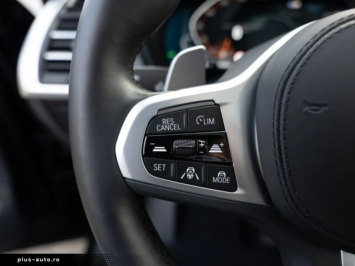 BMW X3 xDrive 30i M-Sport FACEL. PANO AHK HUD 360