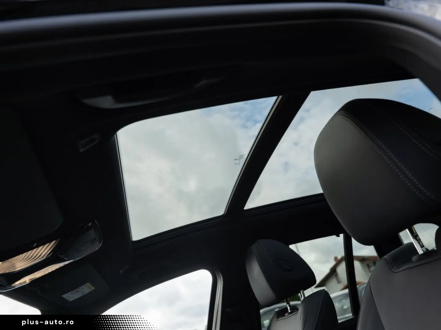 BMW X3 xDrive 30i M-Sport FACEL. PANO AHK HUD 360