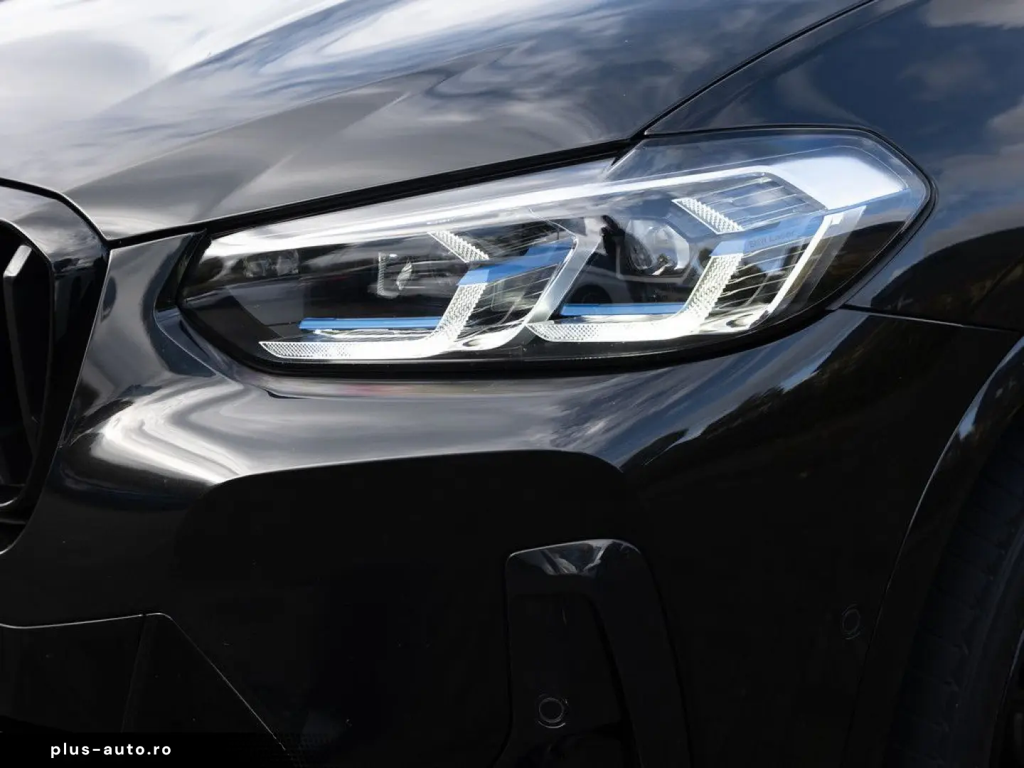 BMW X3 xDrive 30i M-Sport FACEL. PANO AHK HUD 360