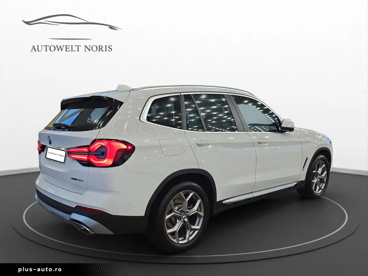 BMW X3 XDRIVE LASER HUD 61TKM PANORAMA KAMERA SHZ