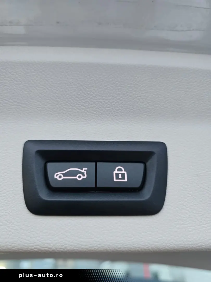 BMW X3 XDRIVE LASER HUD 61TKM PANORAMA KAMERA SHZ