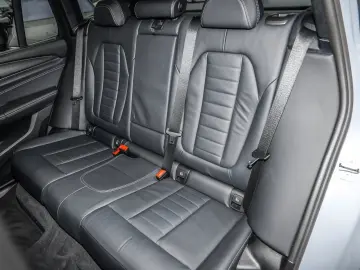 BMW X3 xDrive20i M Sport HUD PANO ACC AHK RFK NAVI