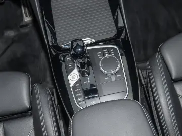 BMW X3 xDrive20i M Sport HUD PANO ACC AHK RFK NAVI