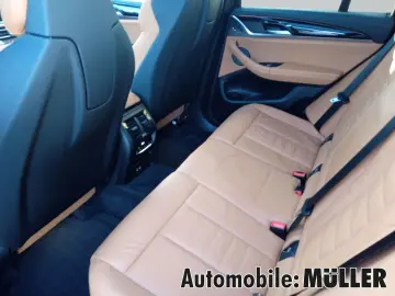 BMW X3 xDrive 30 i M Sport HUD StandHZG El. Panodach