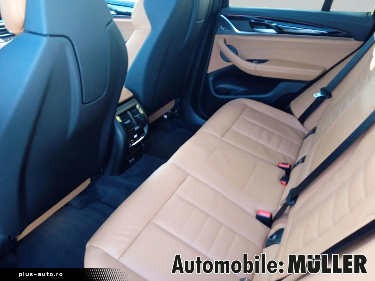 BMW X3 xDrive 30 i M Sport HUD StandHZG El. Panodach