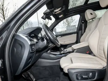 BMW X3 xDrive30i M Sport HUD PANO ACC AHK RFK LM