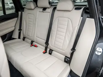 BMW X3 xDrive30i M Sport HUD PANO ACC AHK RFK LM