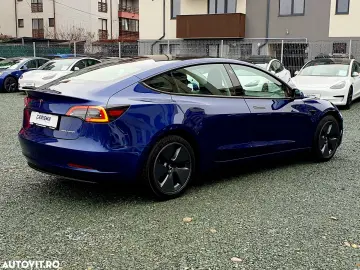 Tesla Model 3 Langstreckenbatterie Allradantrieb Dual Motor
