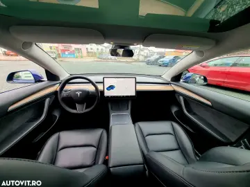 Tesla Model 3 Langstreckenbatterie Allradantrieb Dual Motor