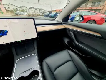 Tesla Model 3 Langstreckenbatterie Allradantrieb Dual Motor