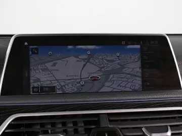 BMW 740 d xDr. Laser ACC HuD Massage