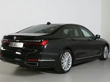 BMW 740 d xDr. Laser ACC HuD Massage