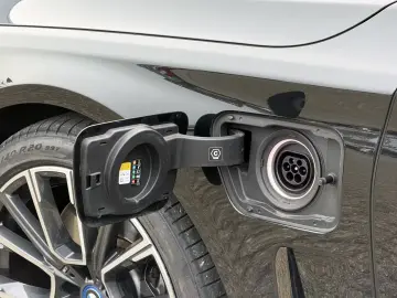 BMW 745 7-serie 745e High Exe   M-Sport