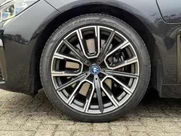 BMW 745 7-serie 745e High Exe   M-Sport