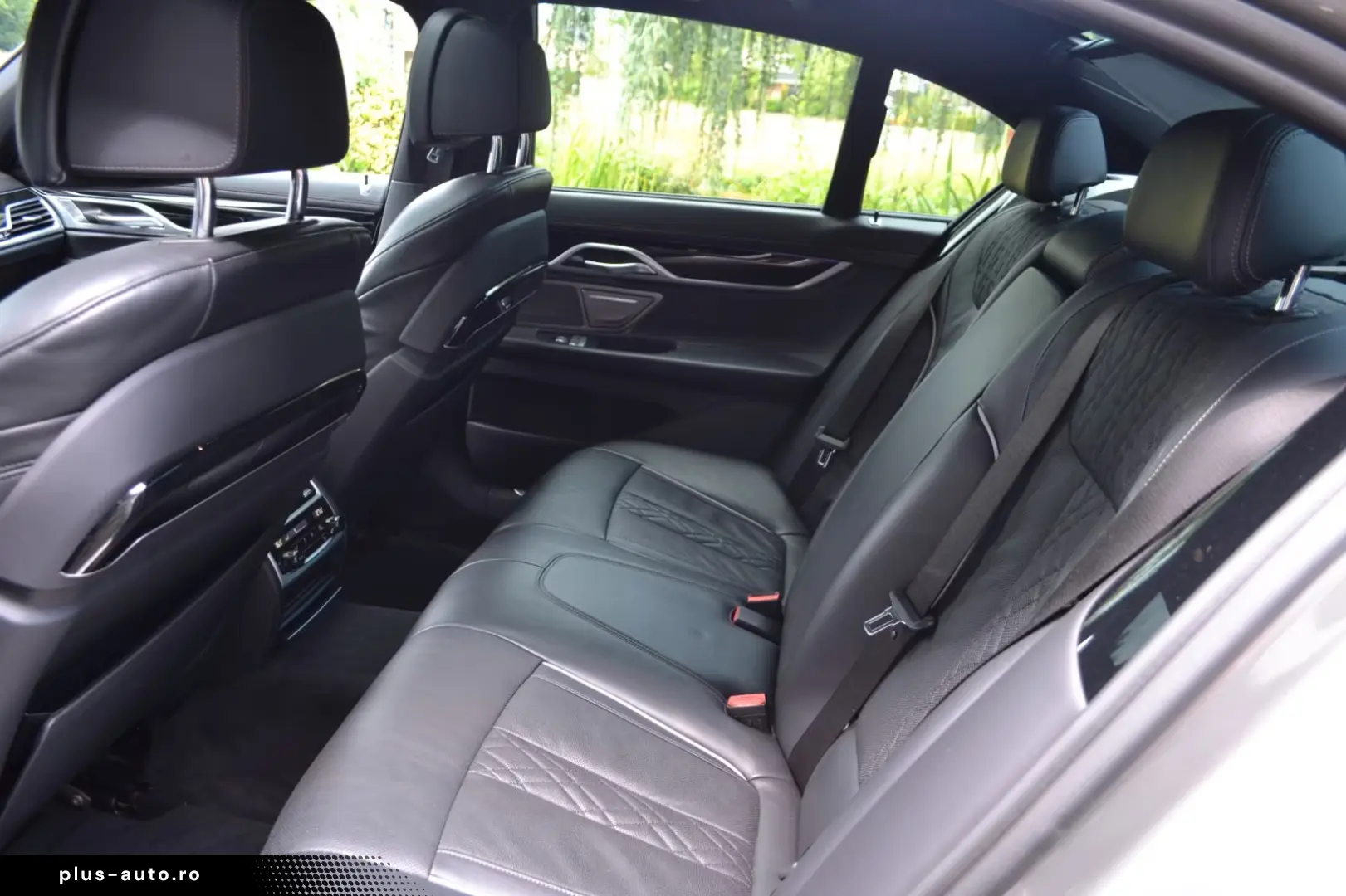BMW 745 e   M-Sport   Massage   Aktiv.Lenk