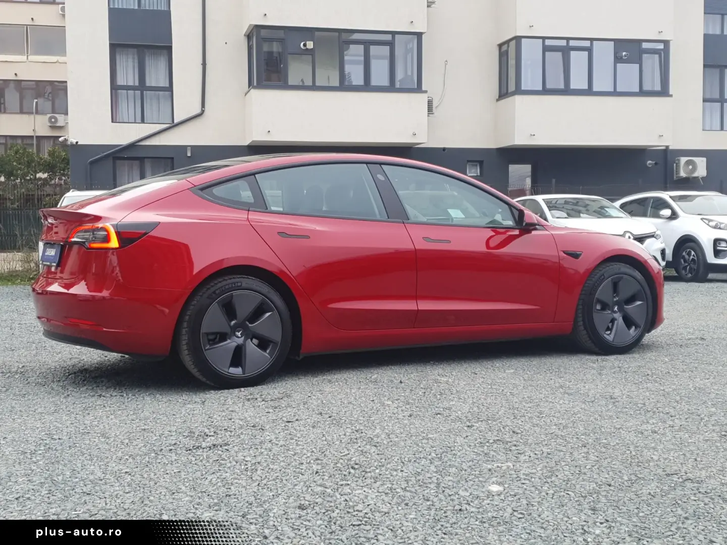 Tesla Model 3 Standard Reichweite Plus Hinterradantrieb