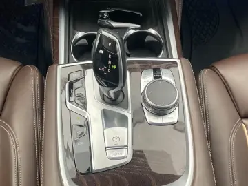 BMW 740 dA xDrive M-Sport Laser ACC 360