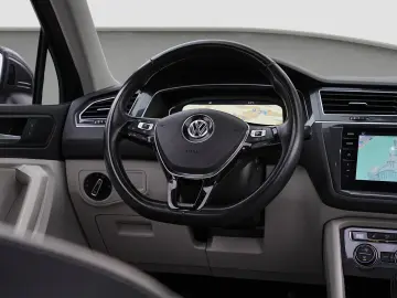 Volkswagen Tiguan 2.0 TDI SCR HighLine Panoramic