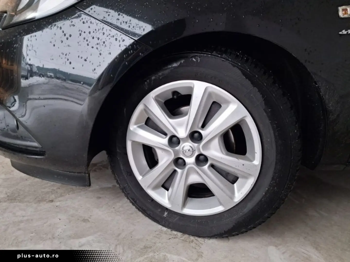 OPEL CORSA 1.4 90CP Cosmo AT6