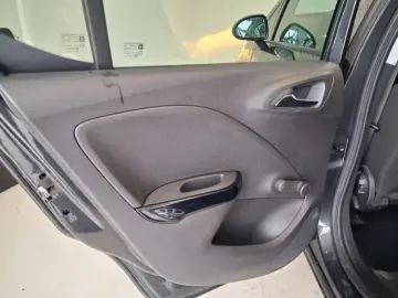 OPEL CORSA 1.4 90CP Cosmo AT6