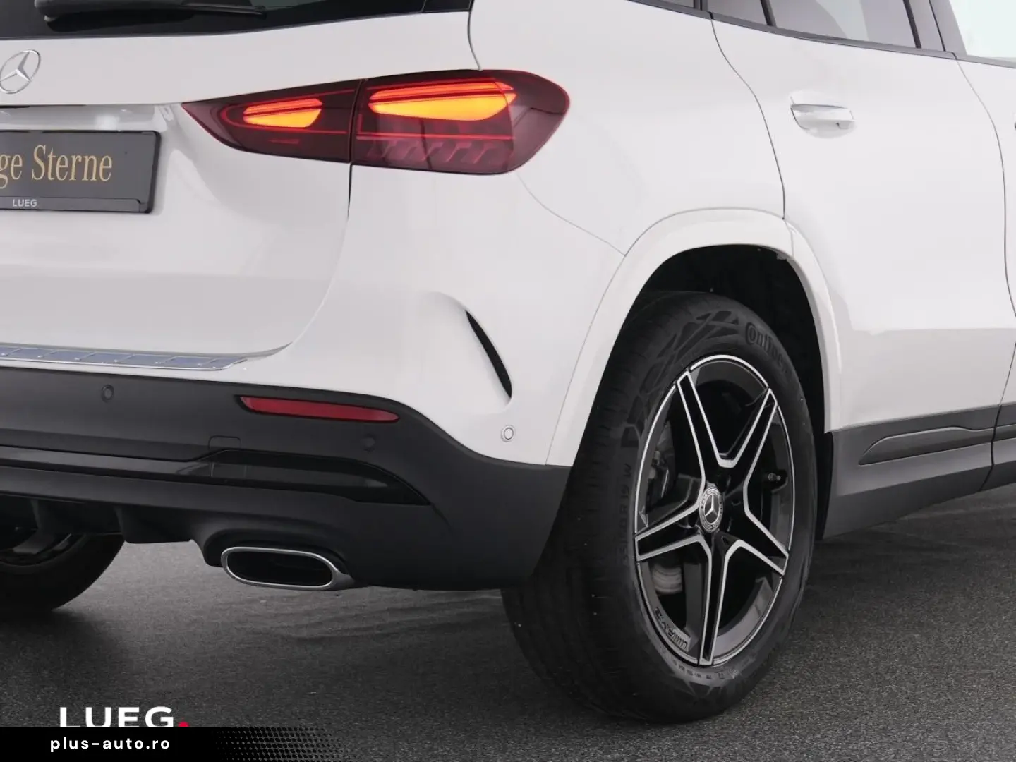 MERCEDES-BENZ GLA 180 AMG
