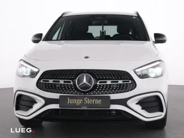 MERCEDES-BENZ GLA 180 AMG