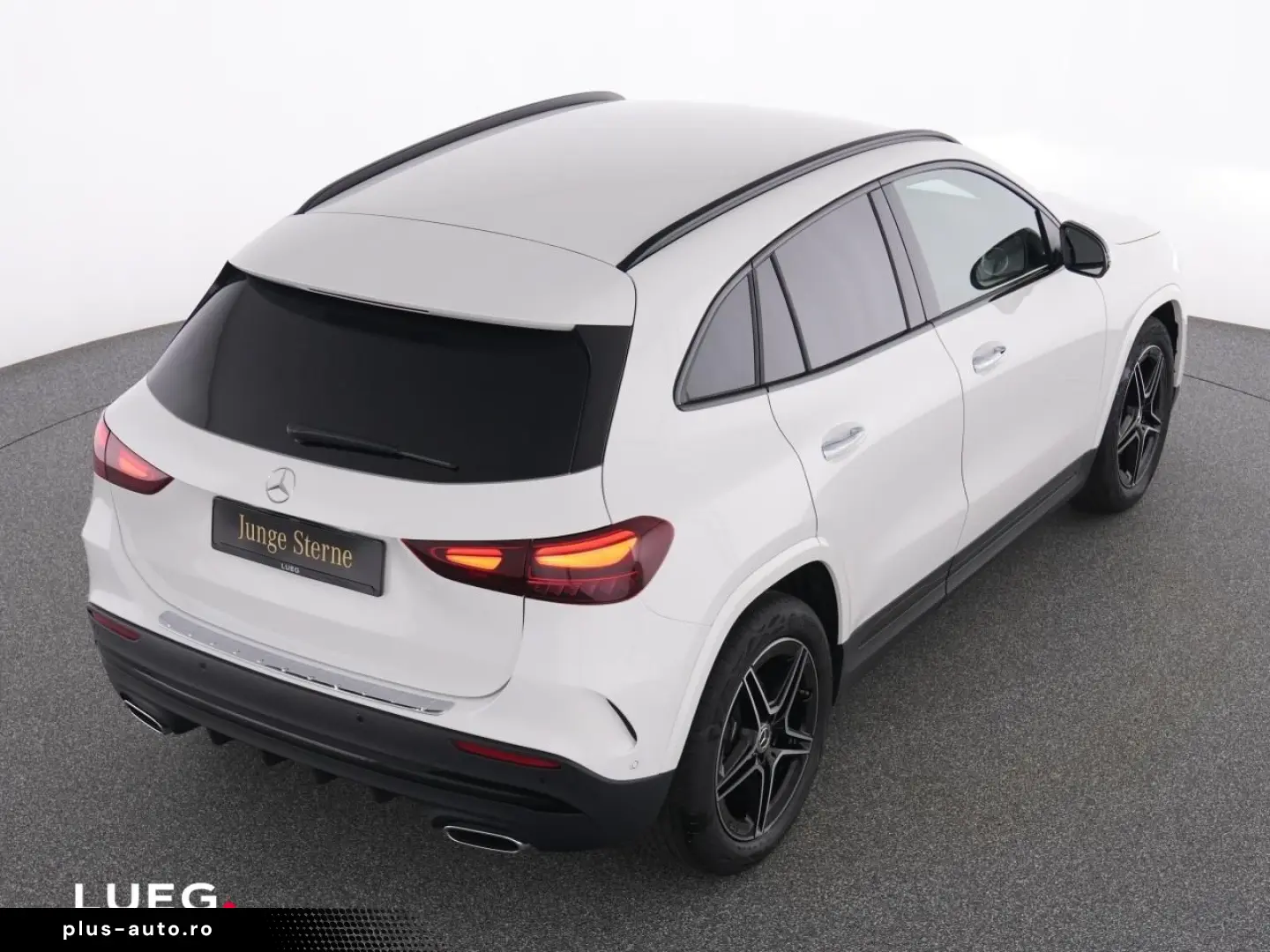 MERCEDES-BENZ GLA 180 AMG