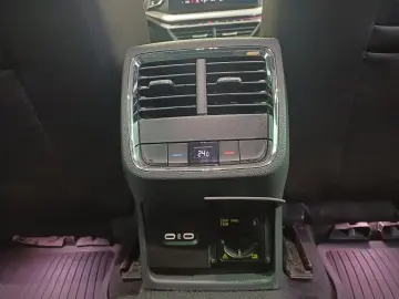 Škoda Octavia Combi STYLE 2.0 TDI DSG