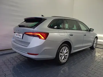 Škoda Octavia Combi STYLE 2.0 TDI DSG