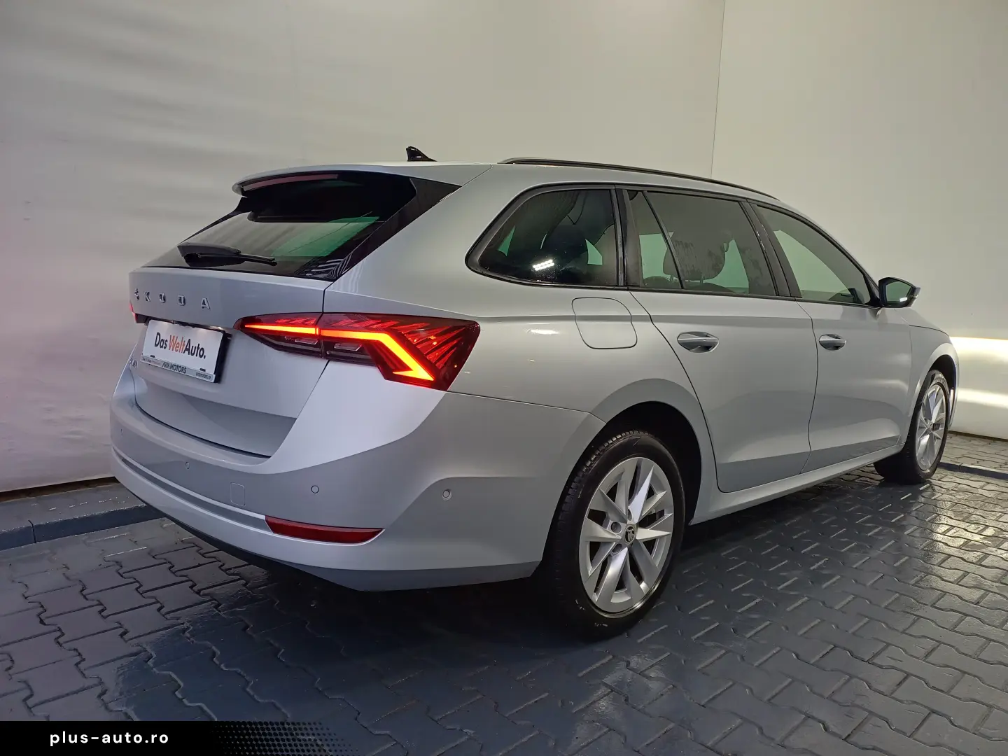 Škoda Octavia Combi STYLE 2.0 TDI DSG